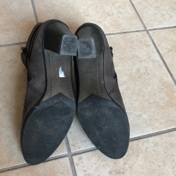 Gabor grey suede booties with heels - Picture 3 of 8